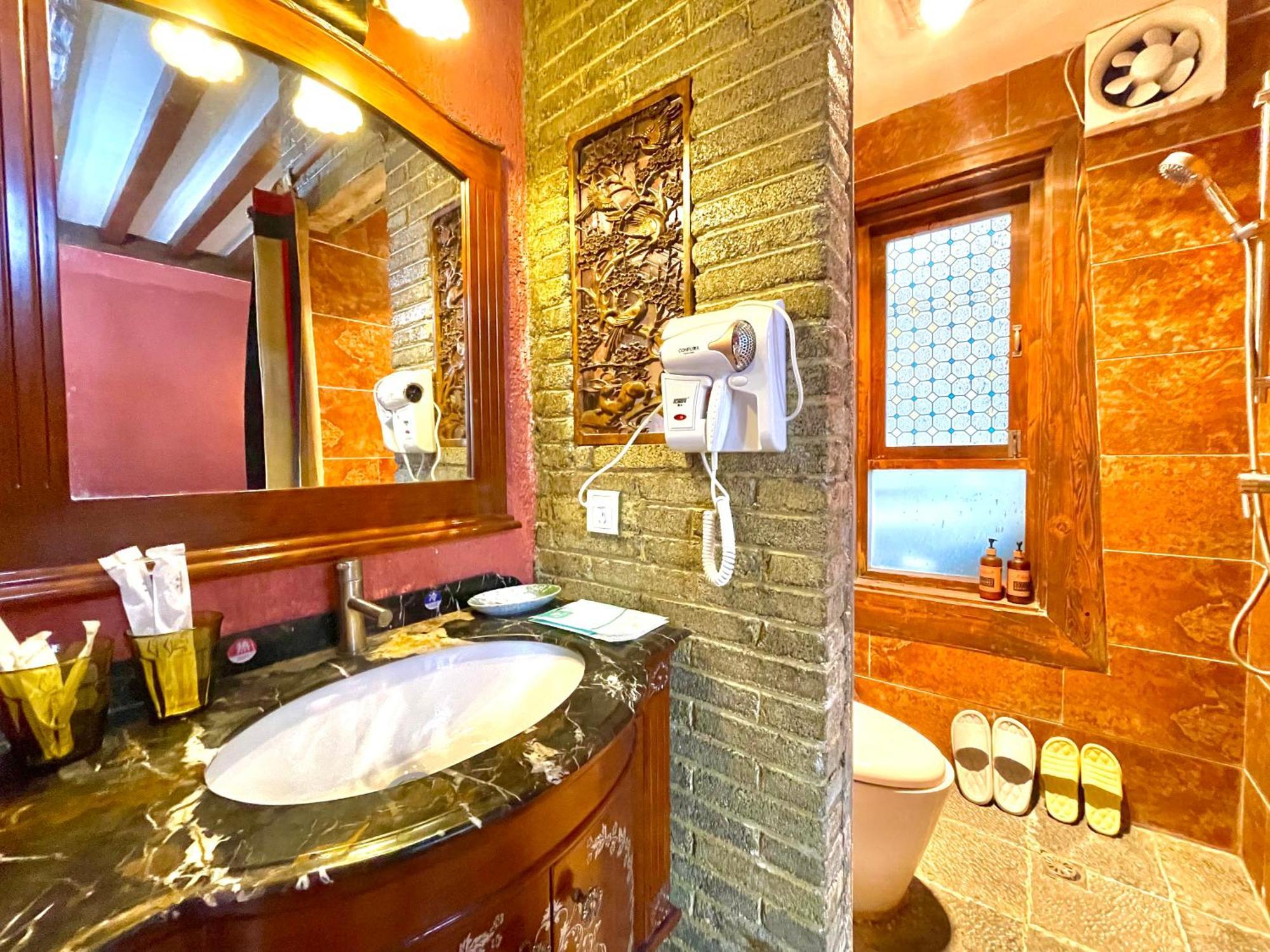 Good Fortune Inn Shangri-La Extérieur photo